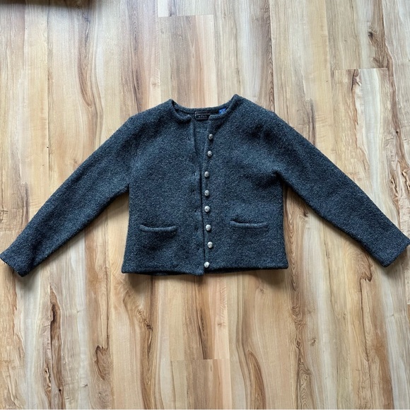 Abercrombie & Fitch gray cardigan with silver buttons🩶 - Picture 5 of 5